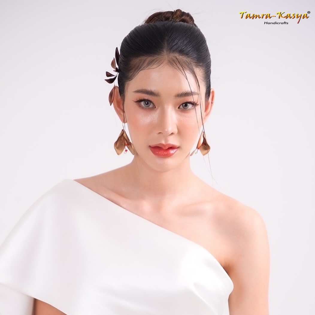 E28-4 Tamra-kasya Chafa Earrings