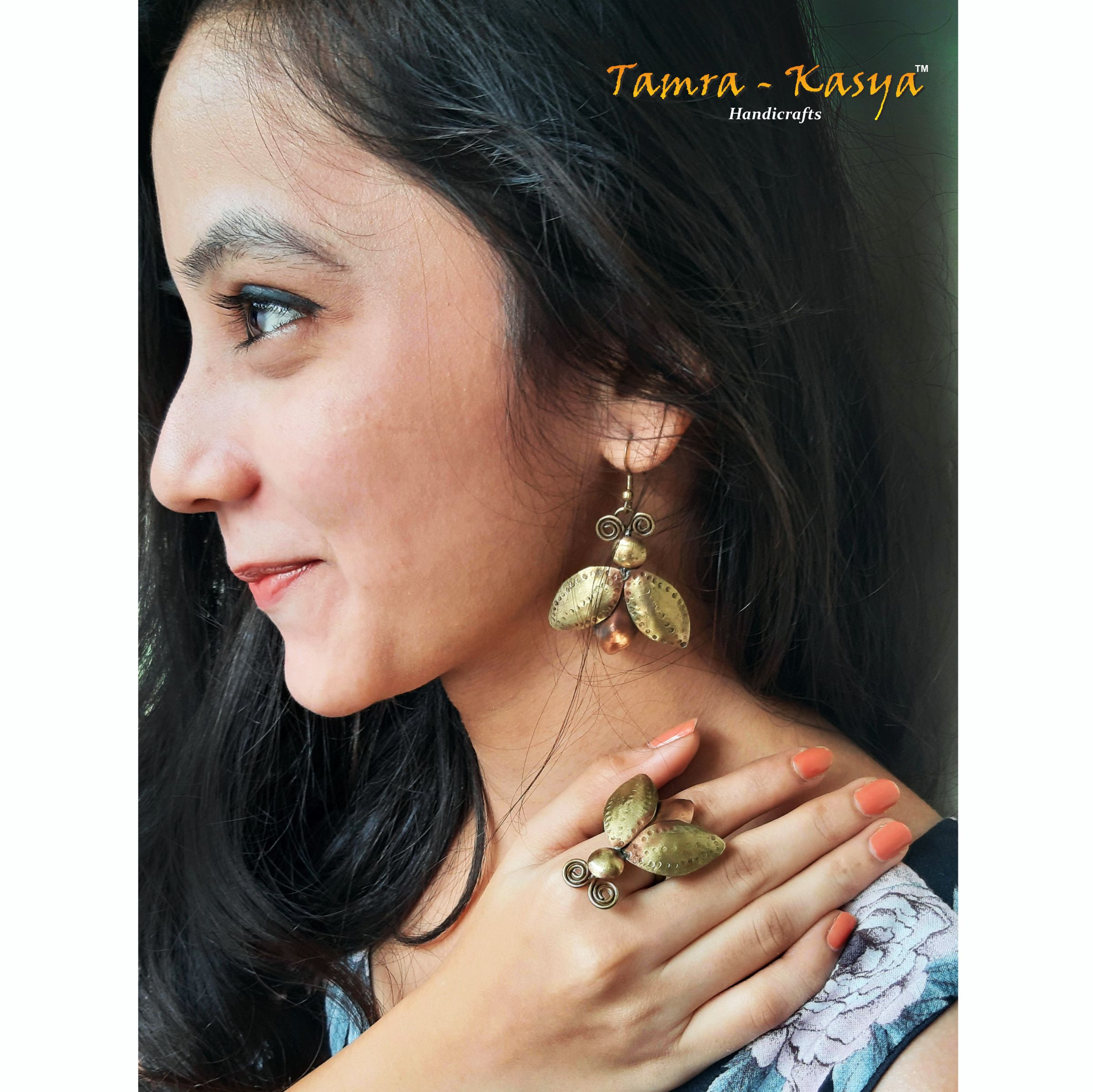 bee earrings2